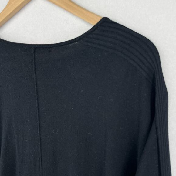 LILLY PULITZER Sweater XS Joslyn Coolmax Relaxed Tunic Boat Neck Pullover Black - Picture 8 of 13